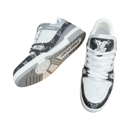 shoe # 147 Louis Vuitton