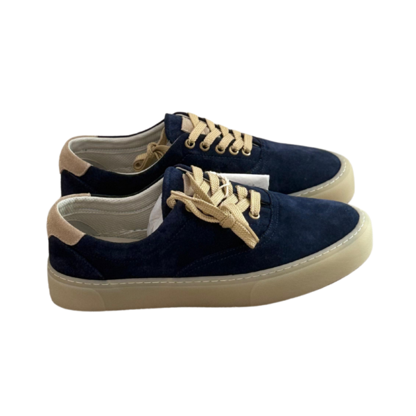shoe # 33