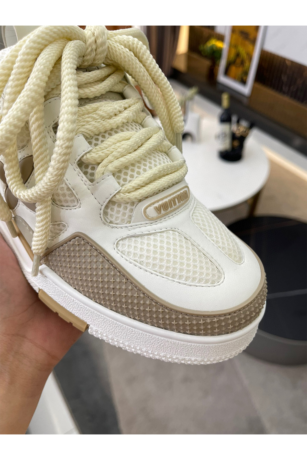 Louis Vuitton, Women's Sneaker, White - Afbeelding 4