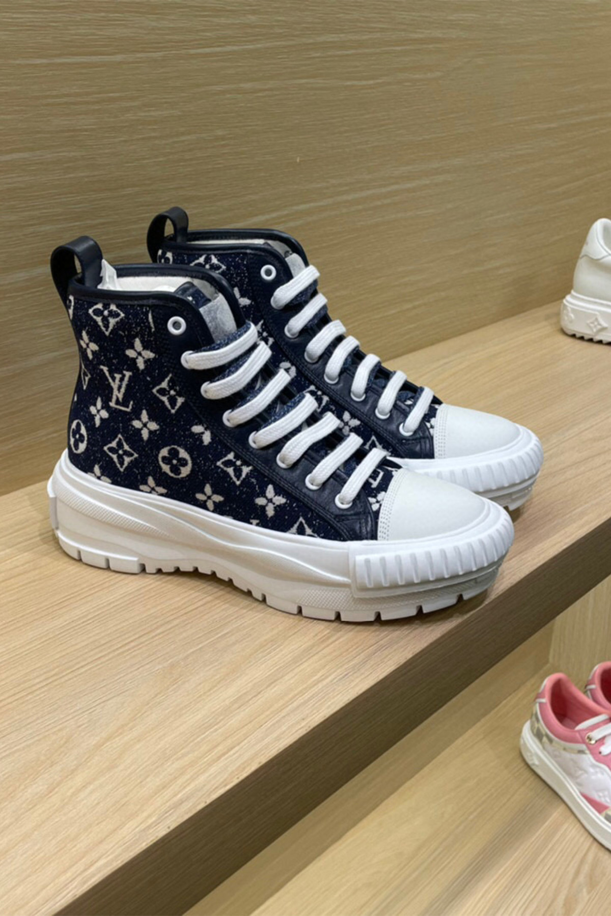 Louis Vuitton, Women's Sneaker, Navy - Afbeelding 5