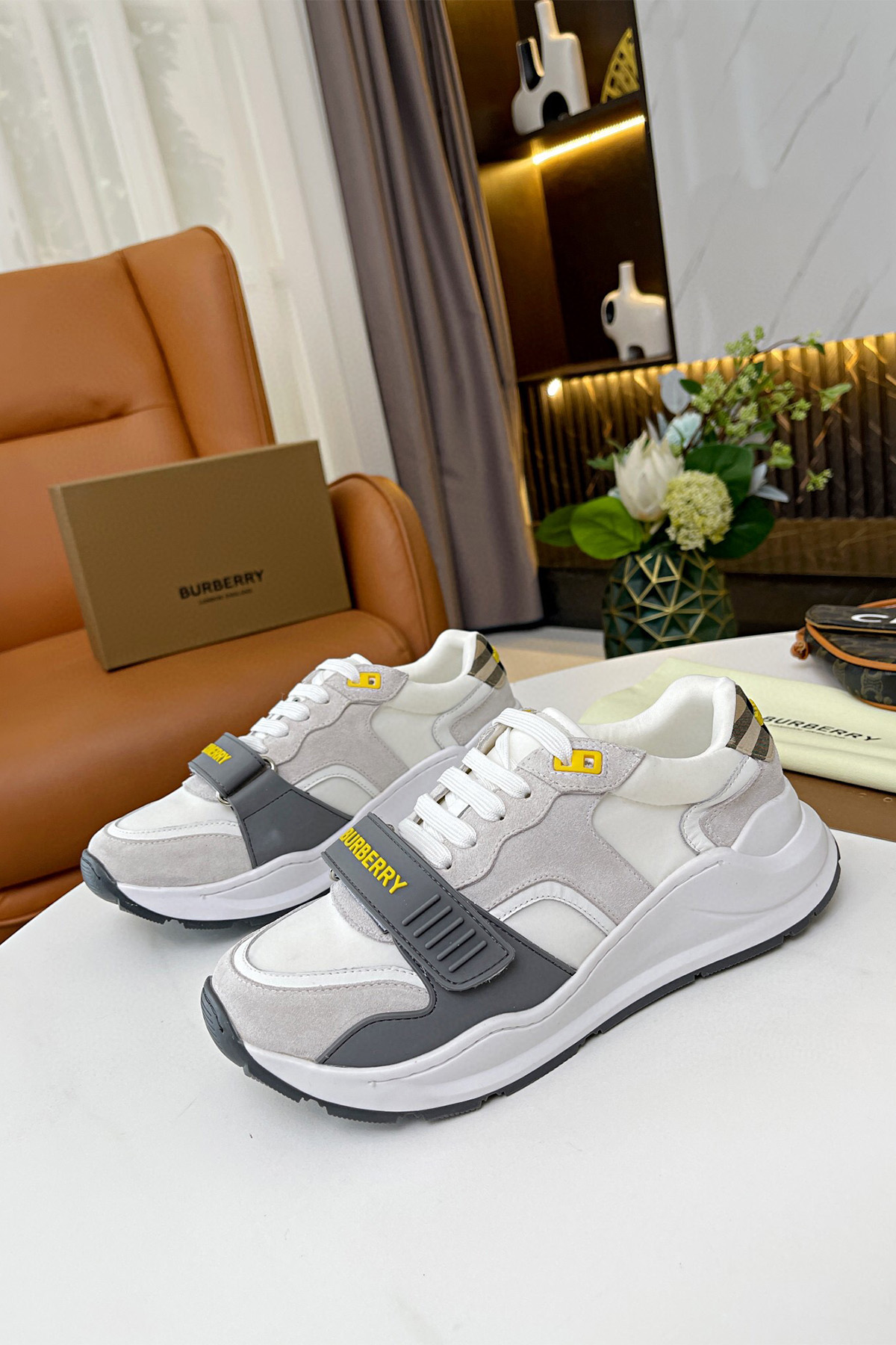 Burberry, Women's Sneaker, Grey - Afbeelding 5