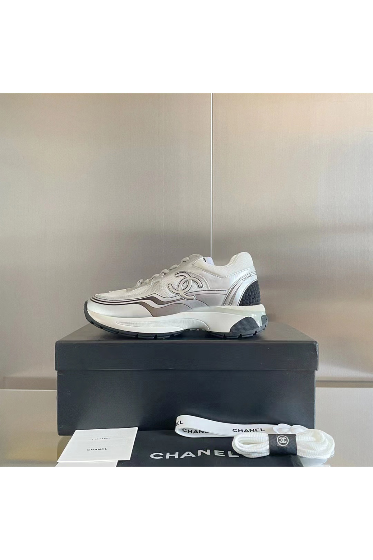 Chanel, Women's Sneaker, Silver - Afbeelding 6