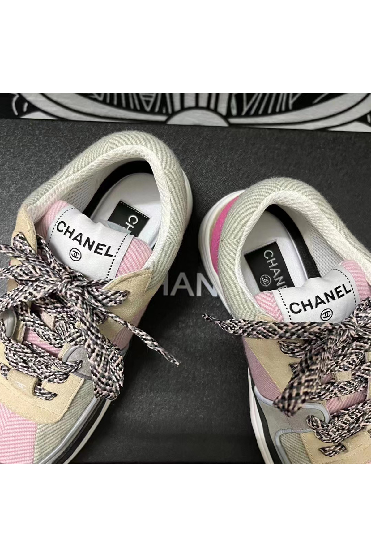 Chanel, Women's Sneaker, Colorful - Afbeelding 2