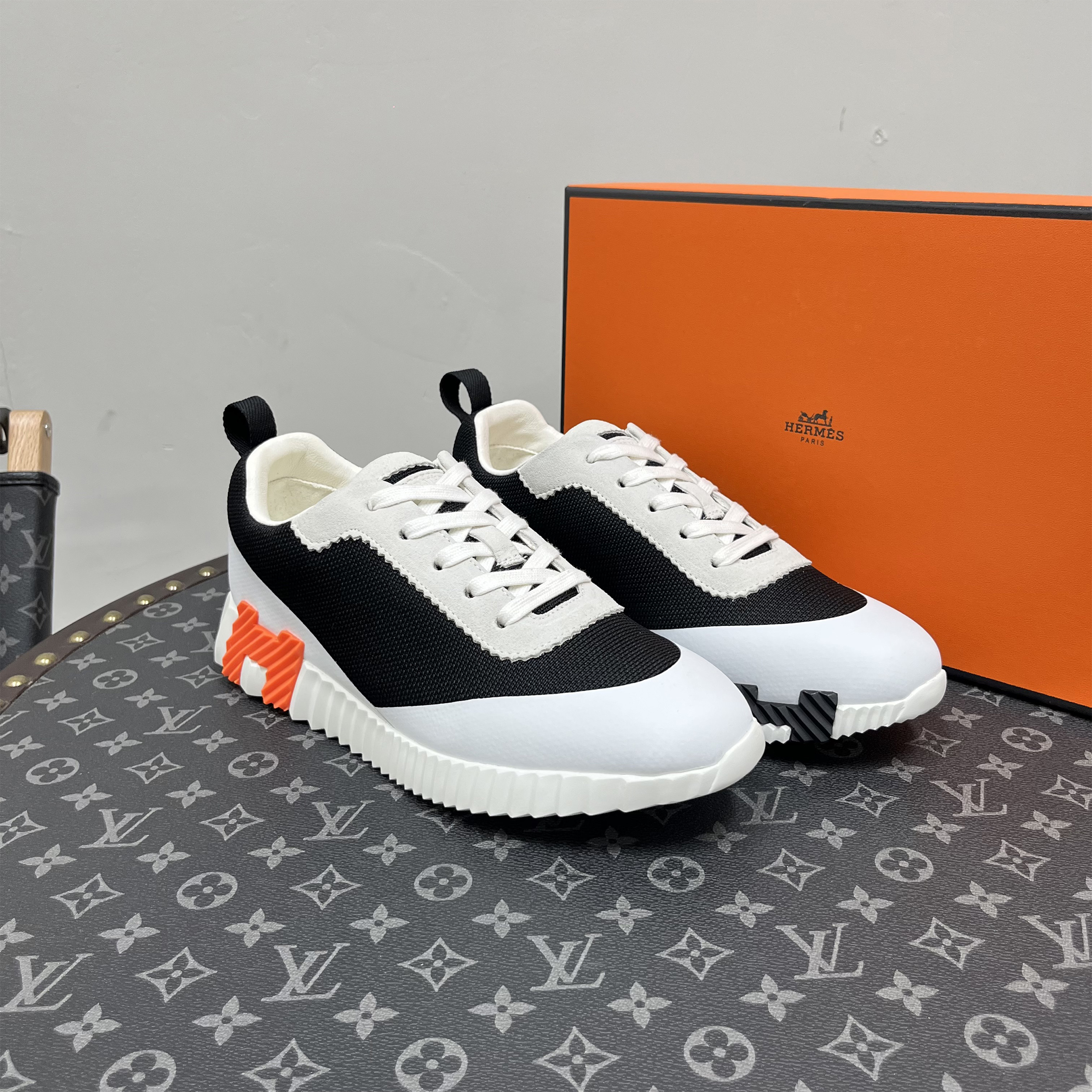 Hermes, Bouncing, Women's Sneaker, Black - Afbeelding 3