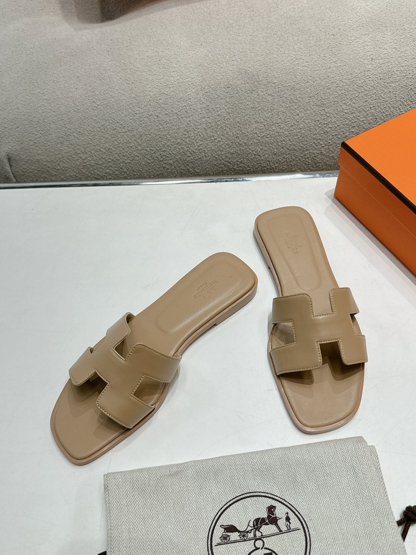 Hermes, Women's Slipper, Beige - Afbeelding 7