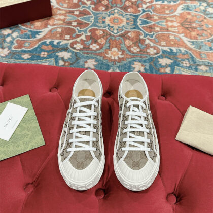 Gucci, Women's Sneaker, Camel