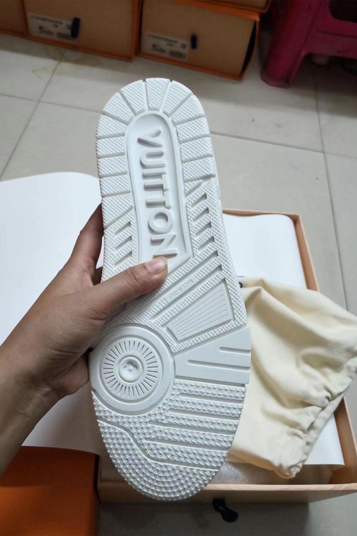 Louis Vuitton, Trainer, Women's Sneaker, White - Afbeelding 3