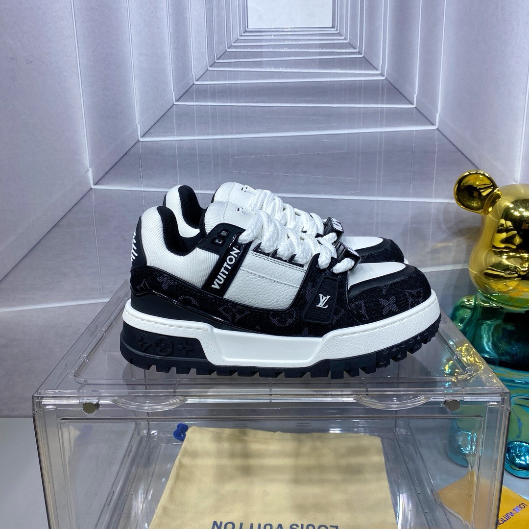 Louis Vuitton, Women's Sneaker, Black - Afbeelding 3