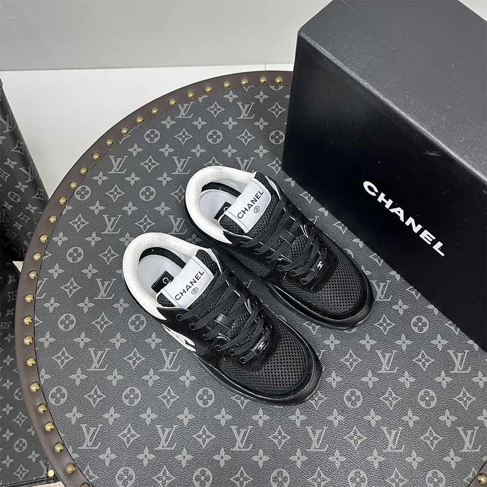 Chanel, Women's Sneaker, Black - Afbeelding 4