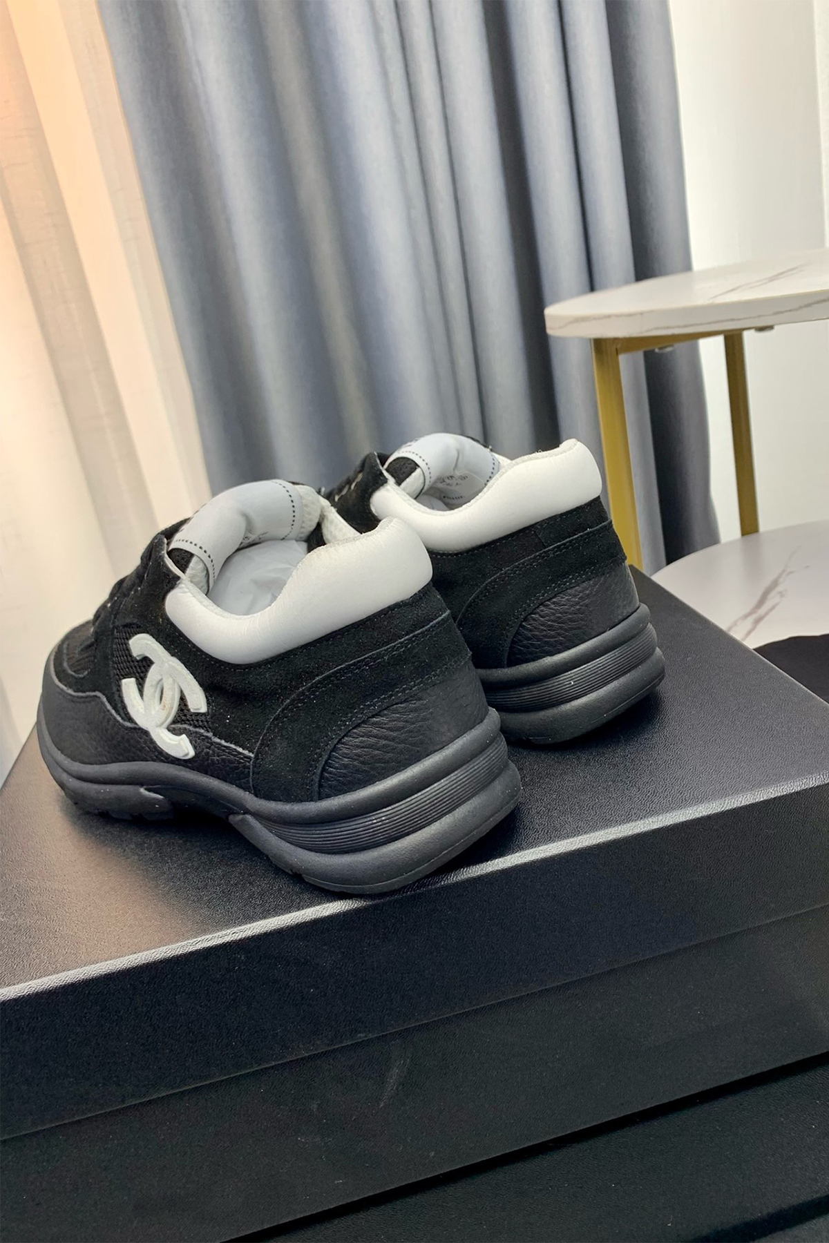 Chanel, Women's Sneaker, Black - Afbeelding 10