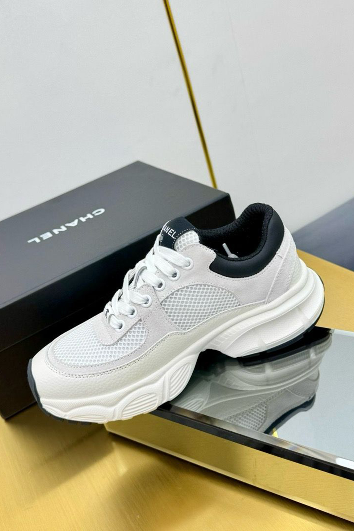 Chanel, Women's Sneaker, White - Afbeelding 7