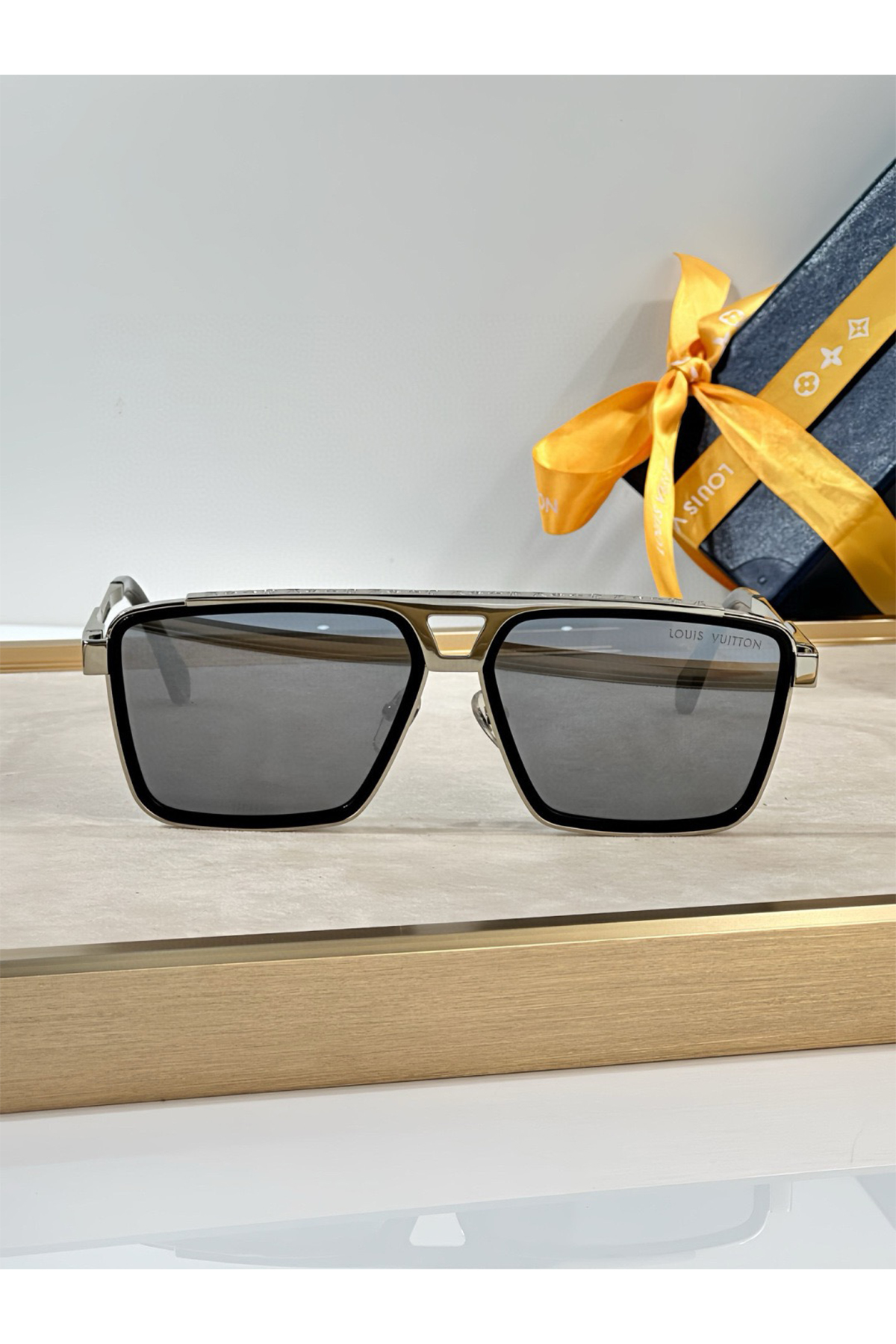 Louis Vuitton, Evidence Metal Square, Unisex Eyewear - Afbeelding 2