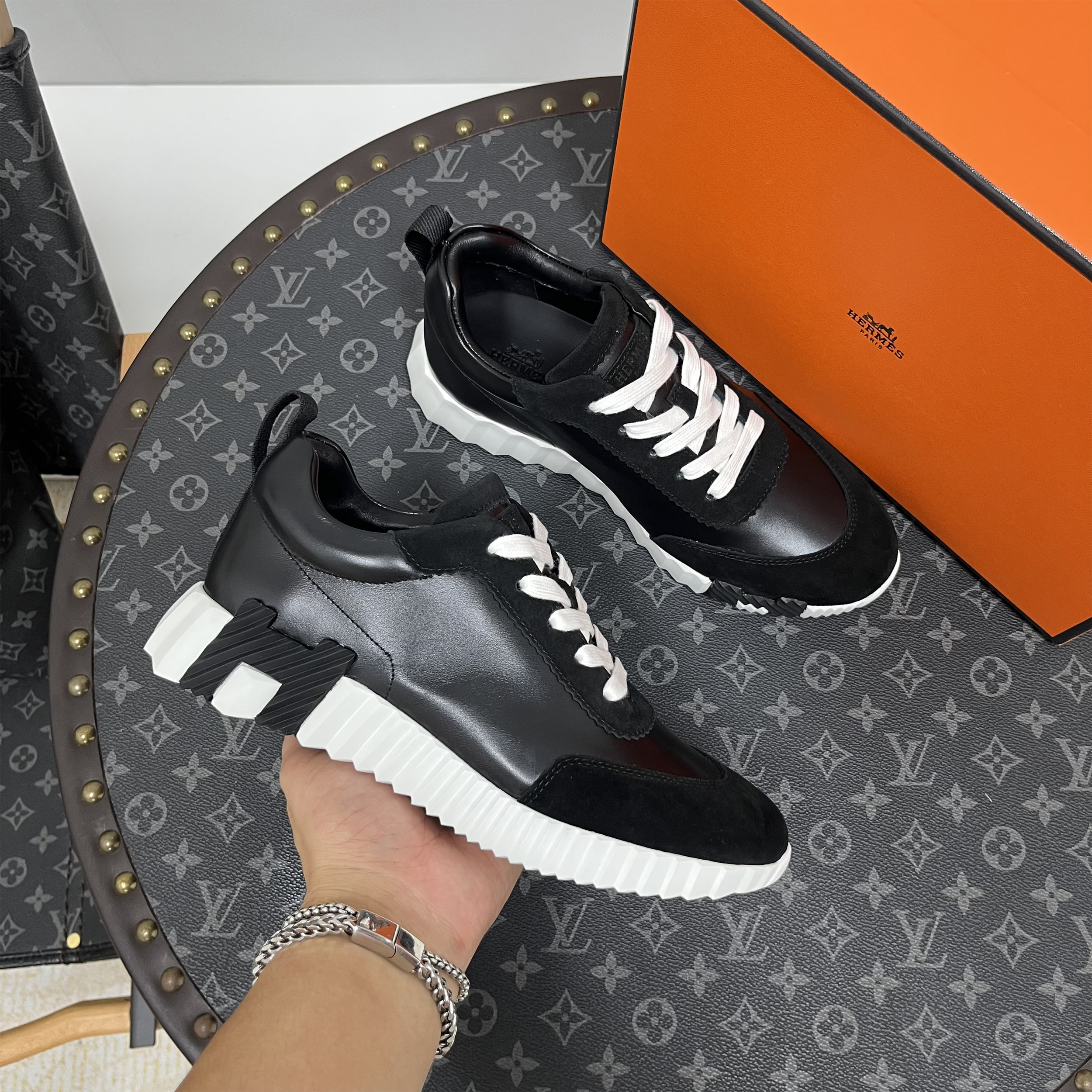Hermes, Bouncing, Women's Sneaker, Black - Afbeelding 4