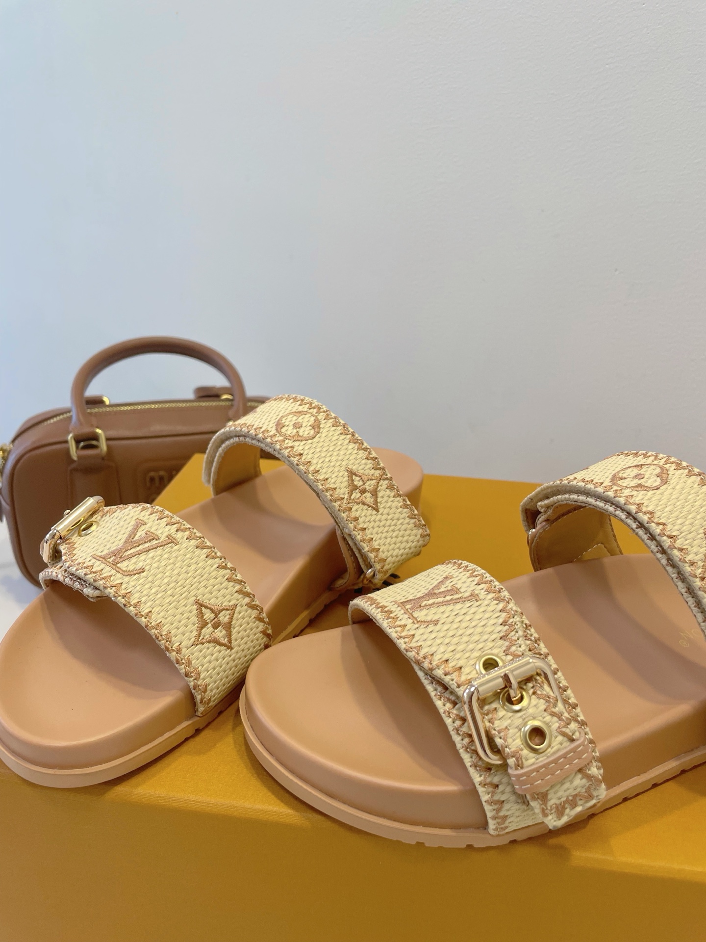Louis Vuitton, Women's Slipper, Camel - Afbeelding 4