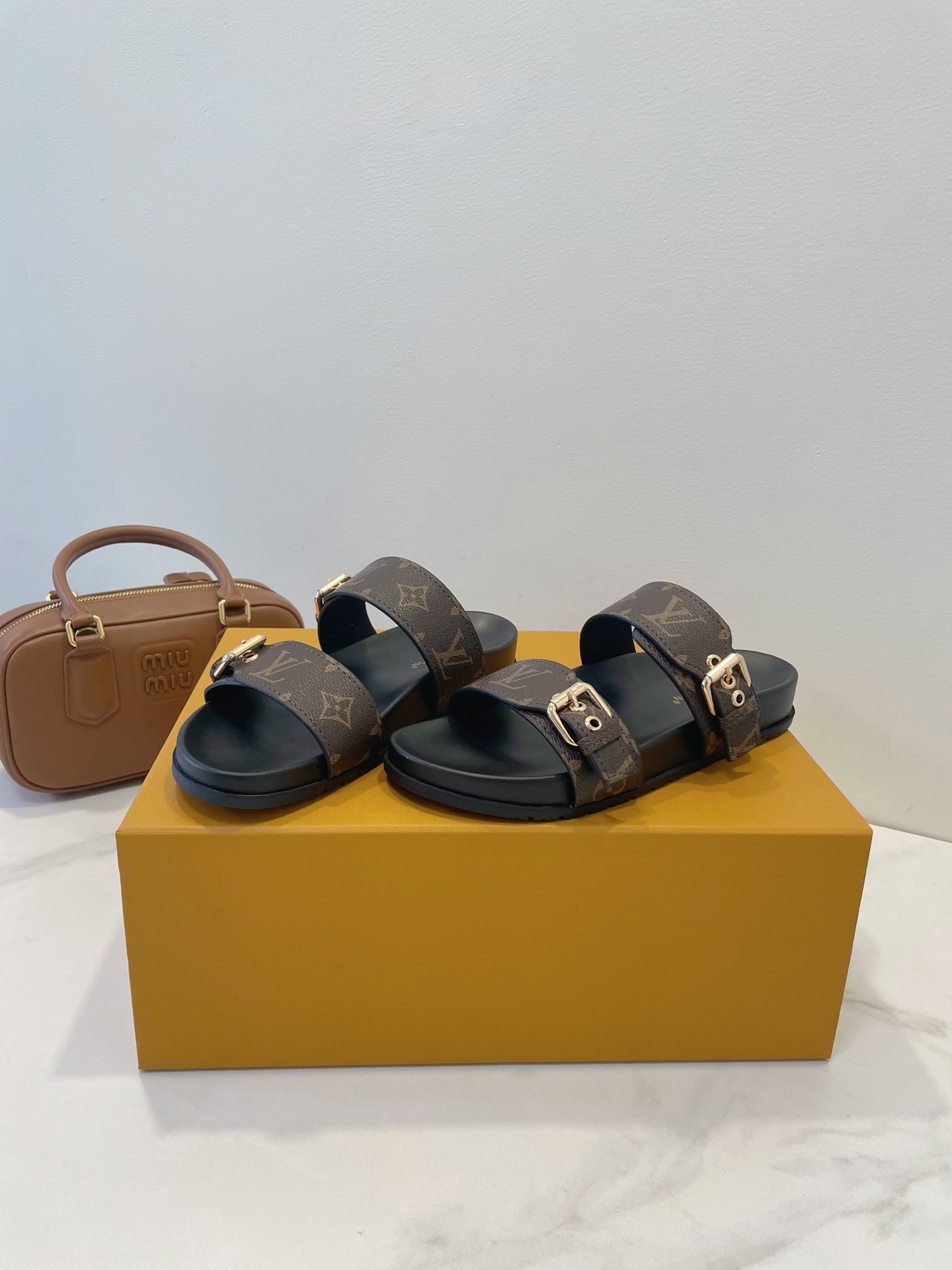 Louis Vuitton, Women's Slipper, Brown - Afbeelding 3