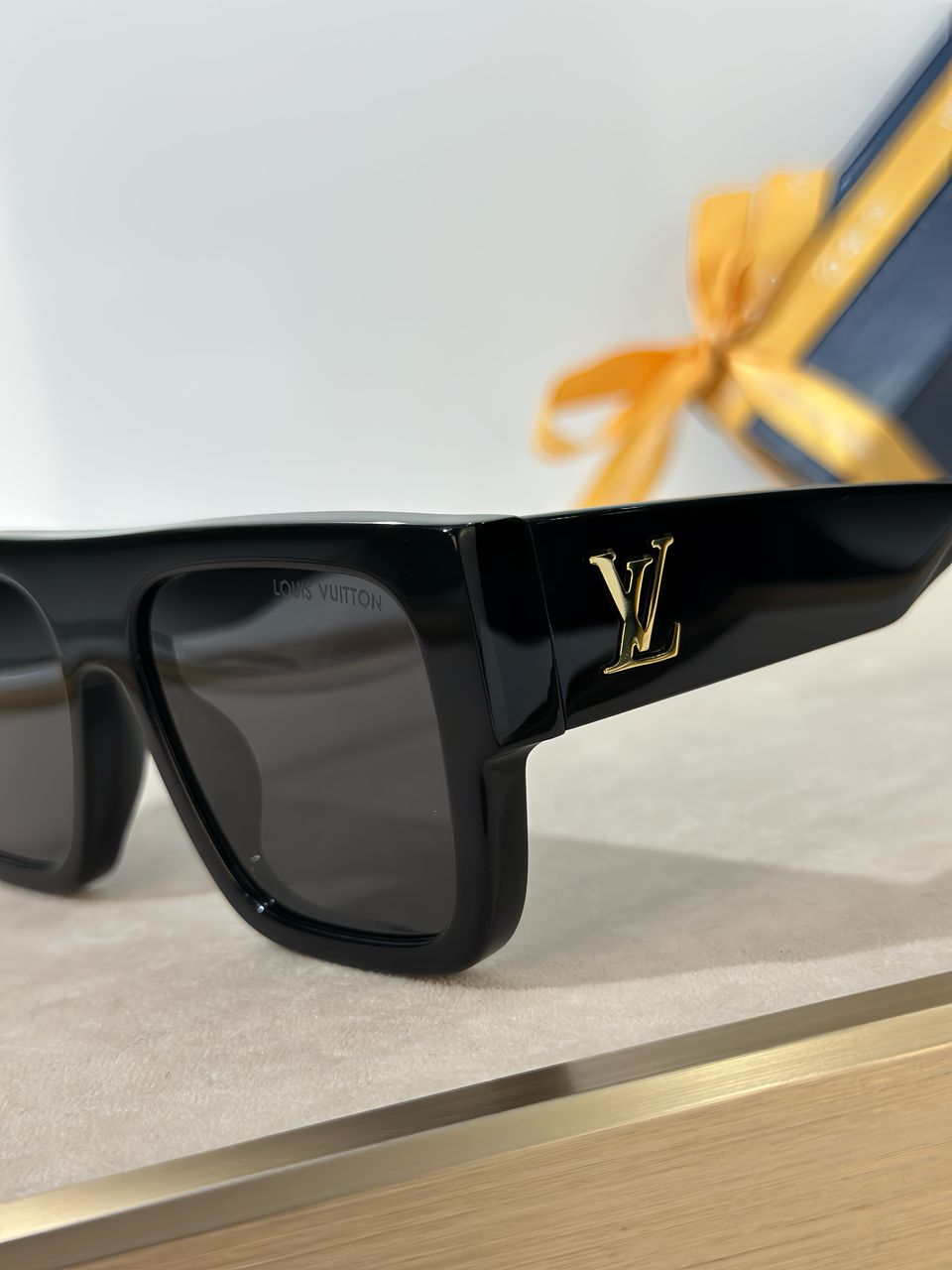 Louis Vuitton, Clash Square, Unisex, Sunglass, Black - Afbeelding 2
