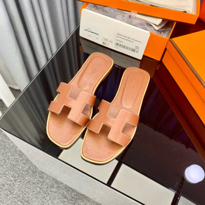 Hermes, Oran, Women's Slipper, Camel