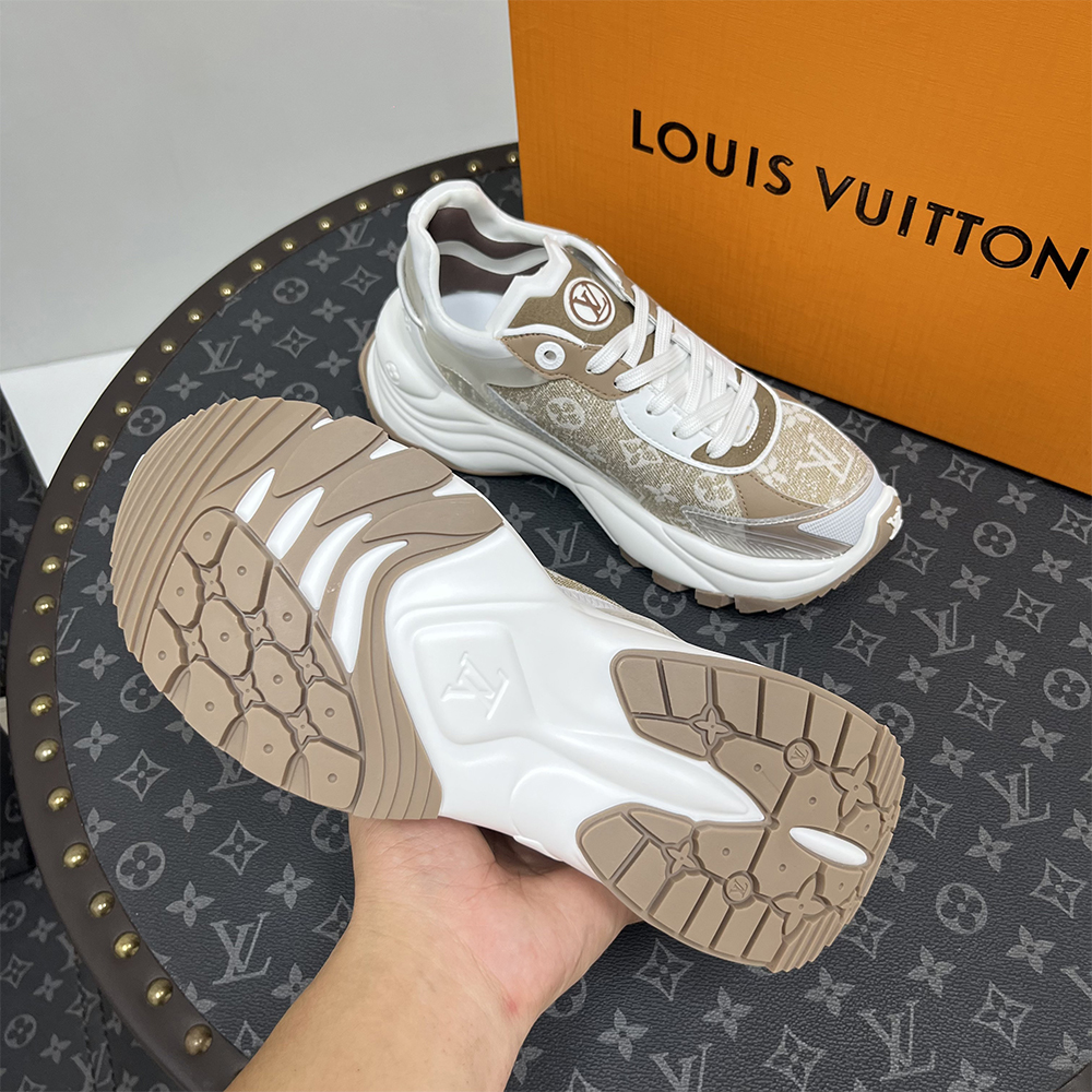 Louis Vuitton, Run 55, Women's Sneaker, Beige - Afbeelding 5