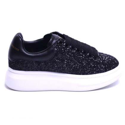 Alexander Mcqueen, Dames Oversized Sneakers, Zwart Oversized
