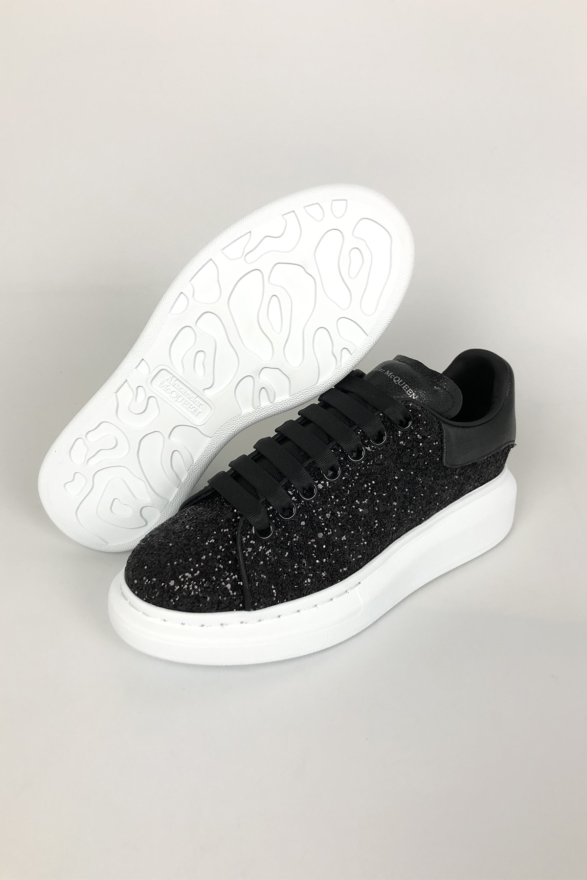 Alexander Mcqueen, Women's Oversized Sneaker, Black - Afbeelding 3