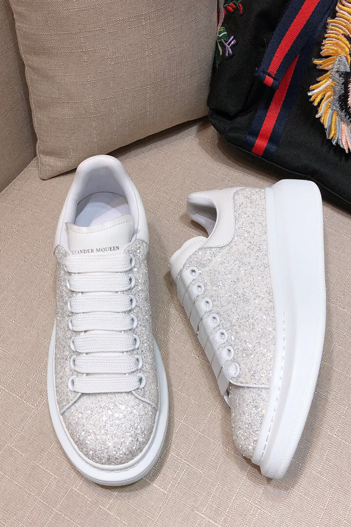 Alexander Mcqueen, Women's Oversized Sneaker, White - Afbeelding 4