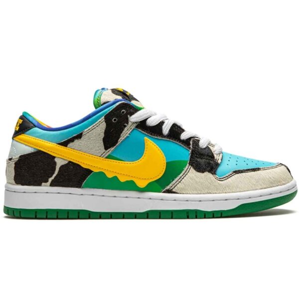 shoe # 335   Nike SB Dunk
