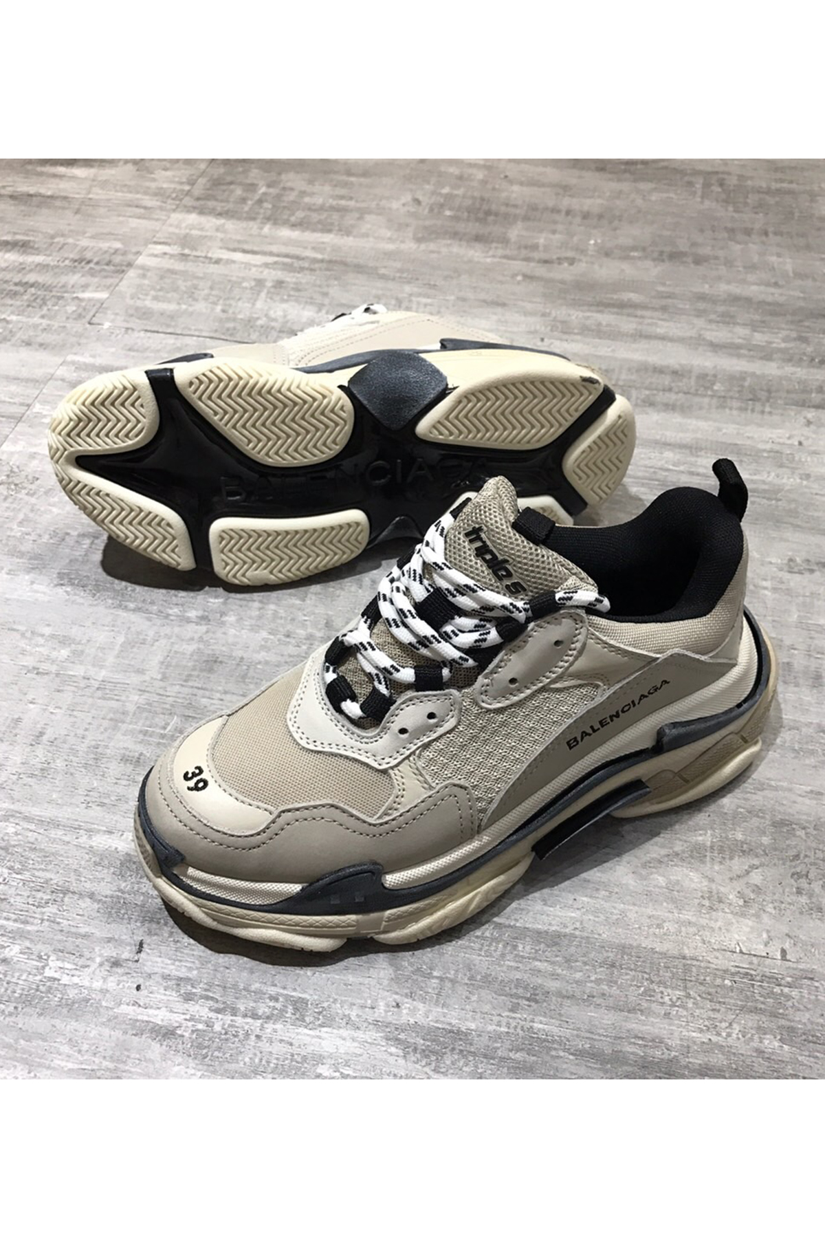 Balenciaga, Triple S, Women's Sneaker, Beige - Afbeelding 5