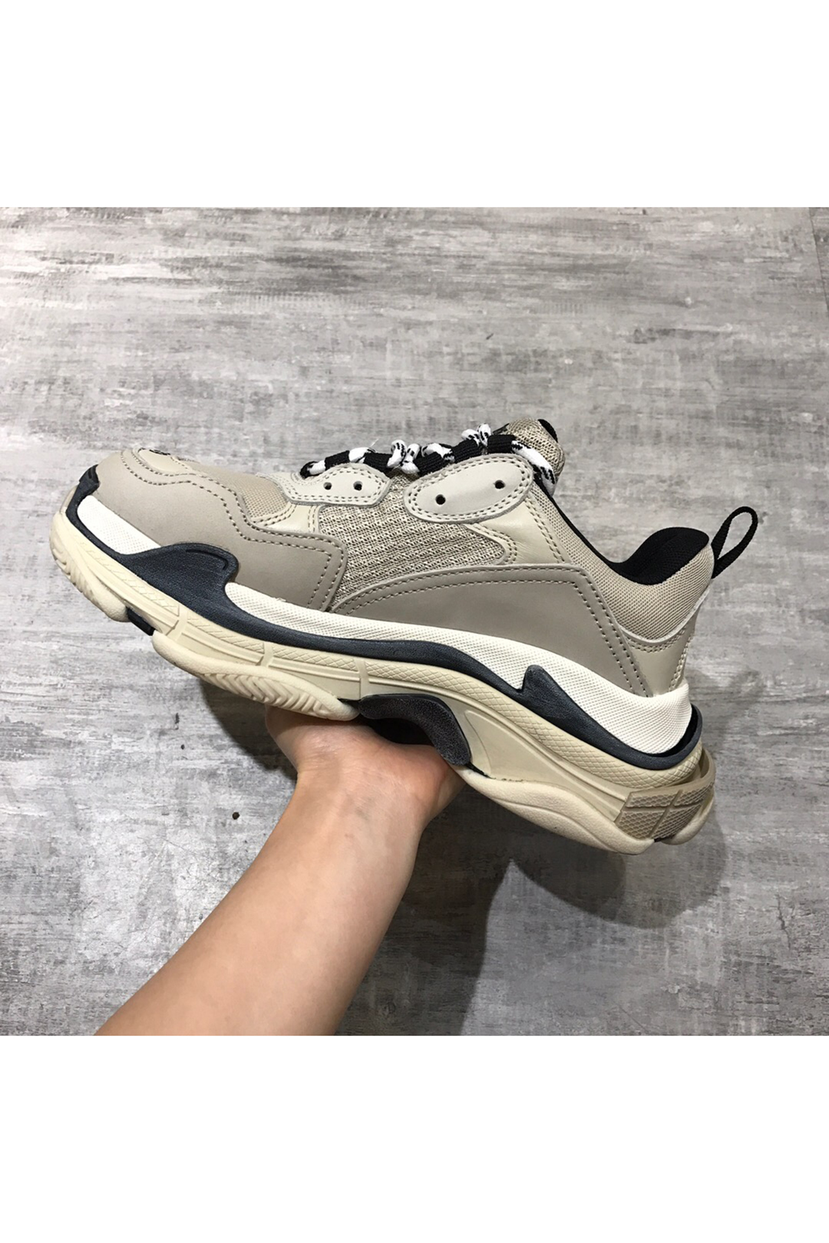 Balenciaga, Triple S, Women's Sneaker, Beige - Afbeelding 8