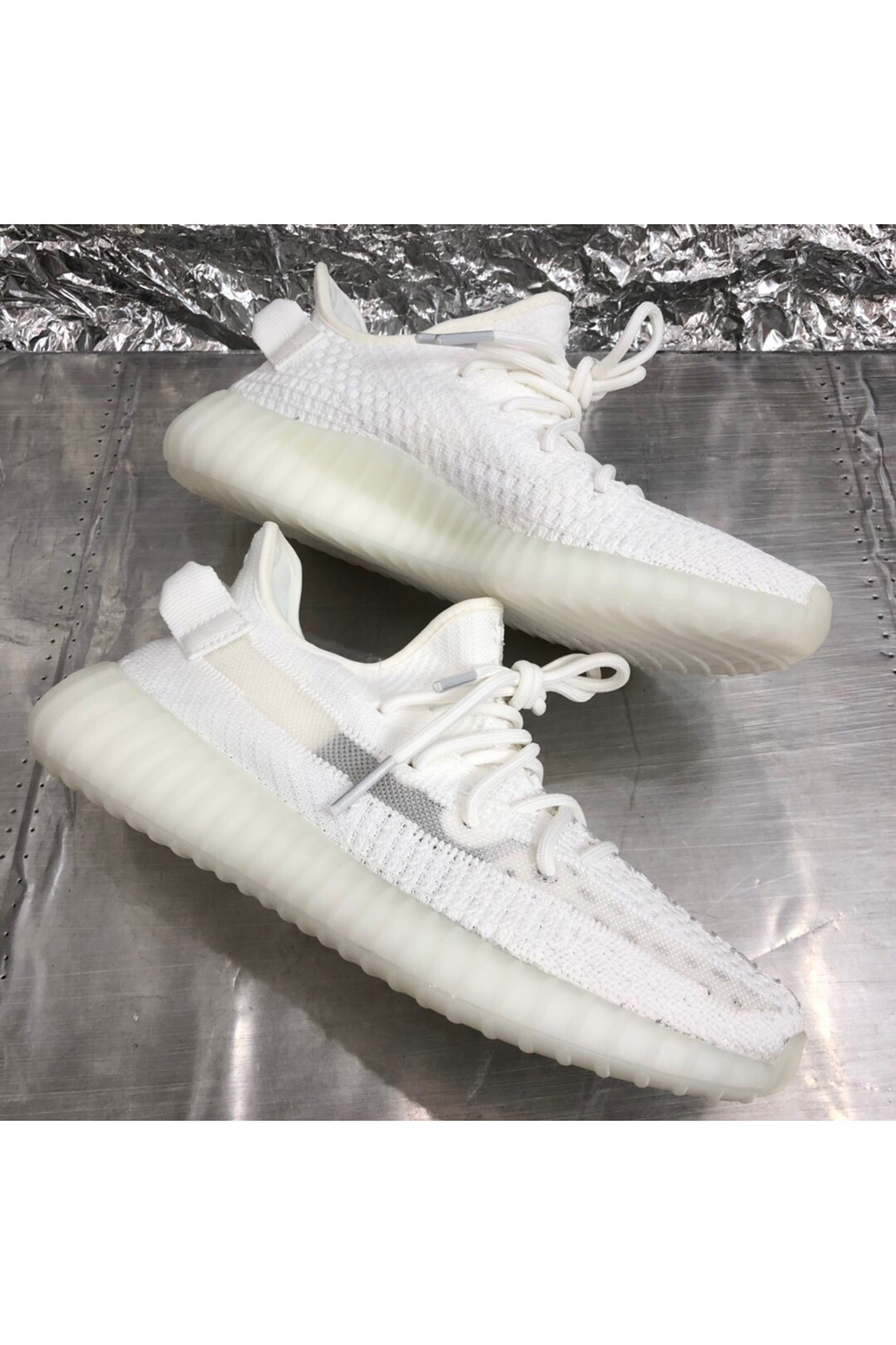 Adidas, Yeezy 350, Women's Sneaker, Whiye - Afbeelding 4