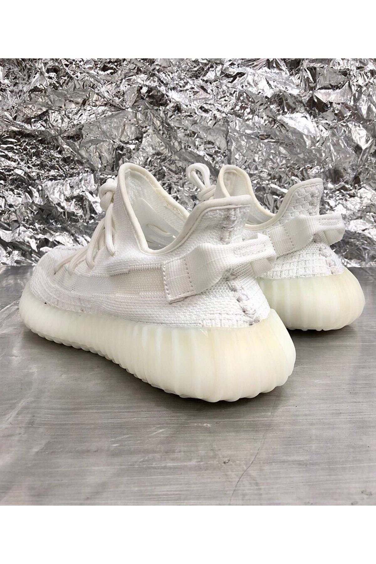 Adidas, Yeezy 350, Women's Sneaker, Whiye - Afbeelding 6