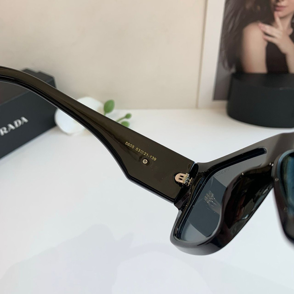 Prada, Women Sunglasses - Afbeelding 3