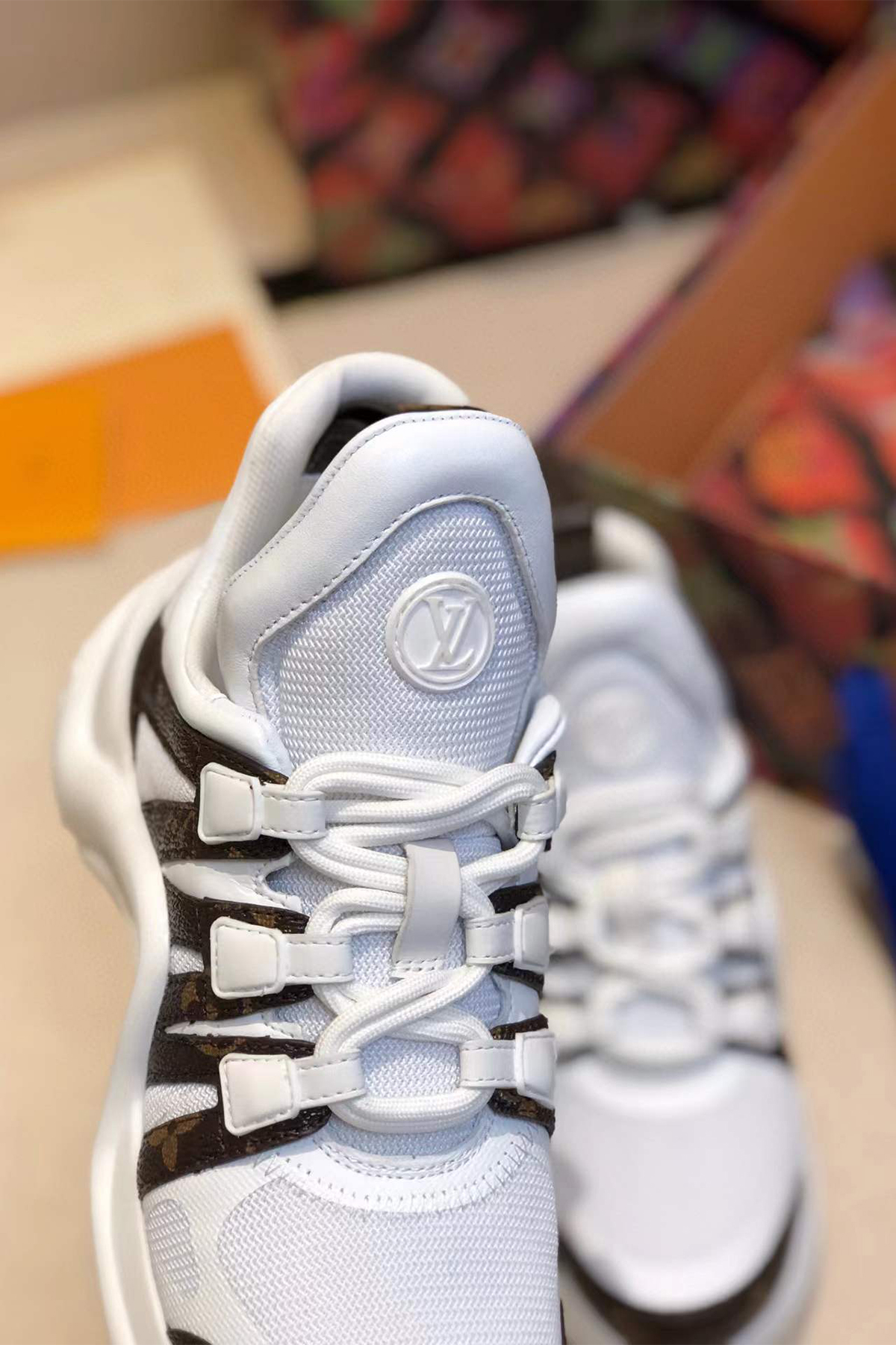 Louis Vuitton, Women's Sneaker, White - Afbeelding 6