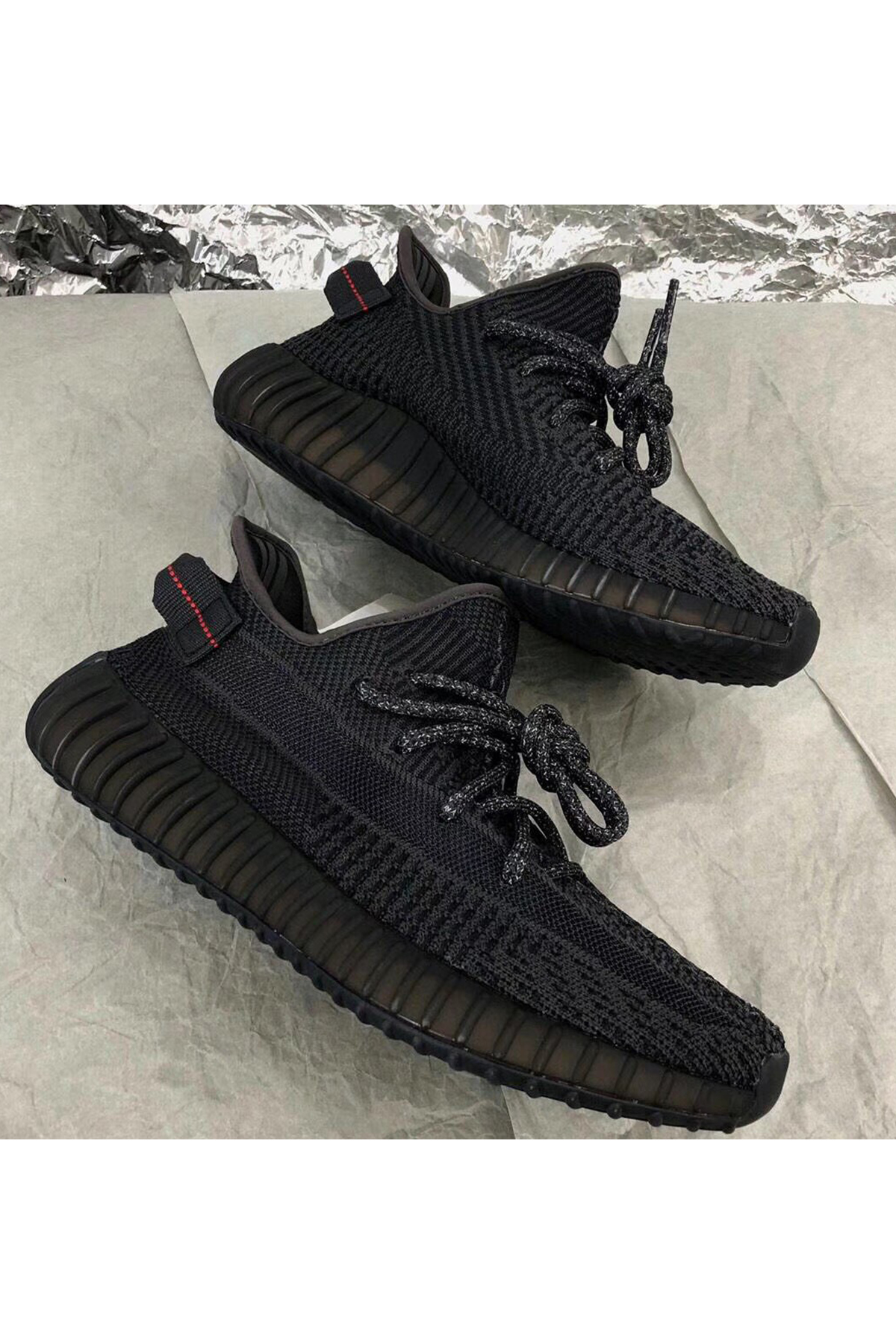 Adidas, Yeezy 350, Women's Sneaker, Black - Afbeelding 5