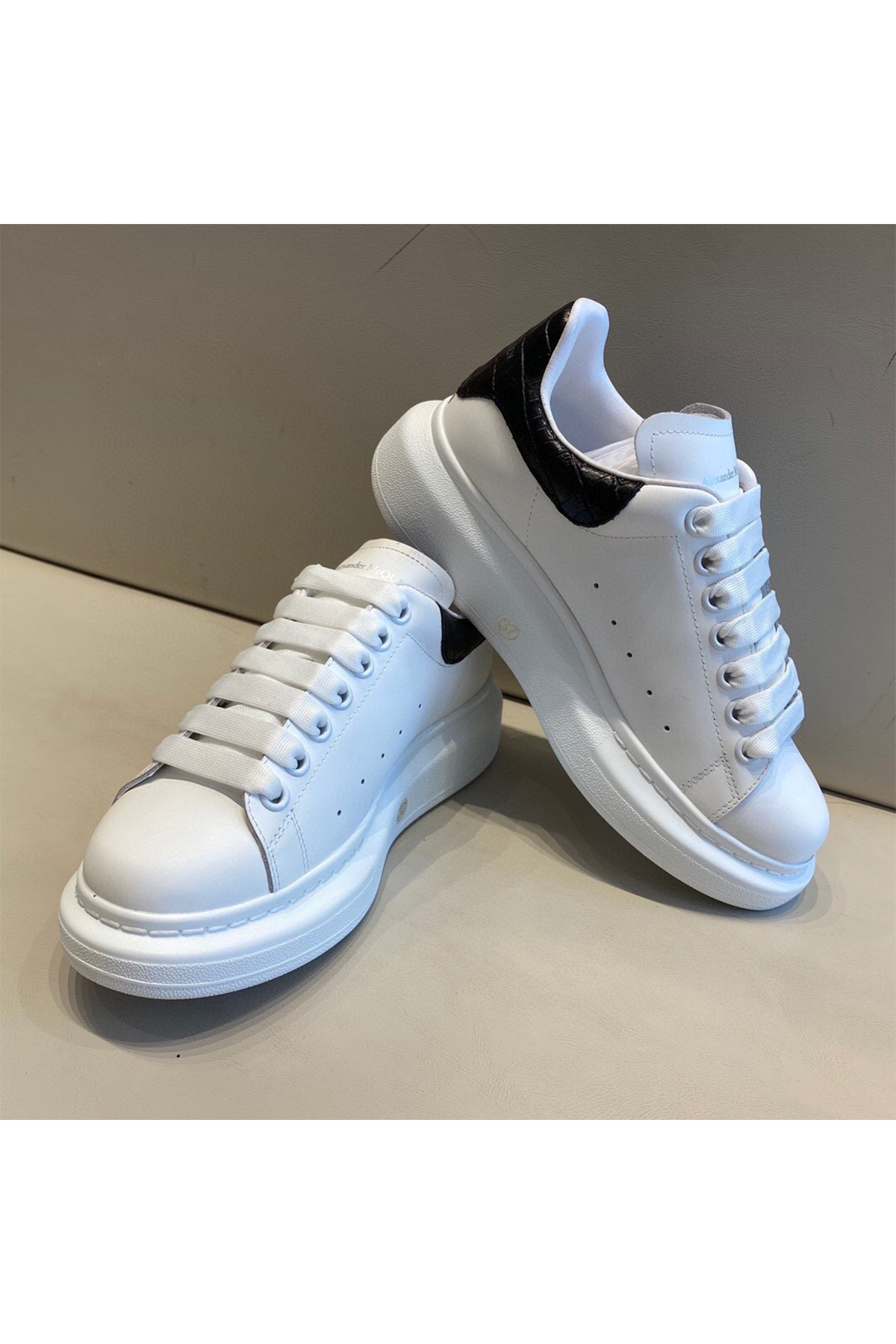 Alexander Mcqueen, Oversized, Women's Sneaker, White - Afbeelding 6